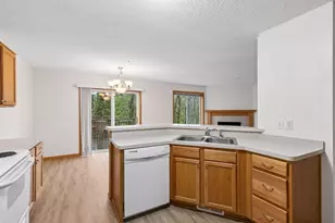 249 Pleasant Ln, Chaska, MN 55318 - Photo 7