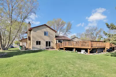 9161 N Kentucky Avenue N, Brooklyn Park, MN 55445 - Photo 15