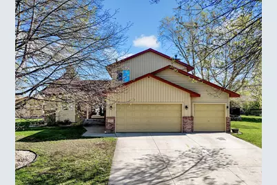 9161 N Kentucky Avenue N, Brooklyn Park, MN 55445 - Photo 1