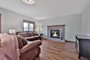 9161 N Kentucky Ave N, Brooklyn Park, MN 55445 - Photo 39