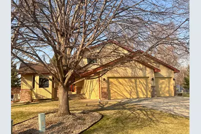 9161 N Kentucky Avenue N, Brooklyn Park, MN 55445 - Photo 3