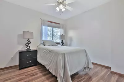 9161 N Kentucky Avenue N, Brooklyn Park, MN 55445 - Photo 43