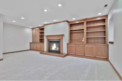 9161 N Kentucky Avenue N, Brooklyn Park, MN 55445 - Photo 53