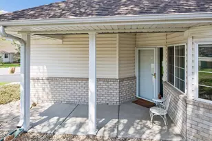 14713 Courtyard Cir, Burnsville, MN 55306 - Photo 3