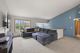 14611 Boxwood Path, Rosemount, MN 55068 - Photo 3