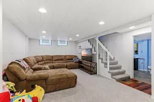 3845 Perry Ave N, Robbinsdale, MN 55422 - Photo 9