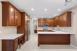9741 Belmont Ln, Eden Prairie, MN 55347 - Photo 9