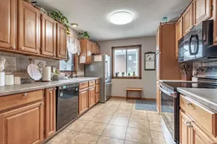 1211 S Mill St, Fergus Falls, MN 56537 - Photo 7