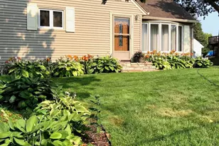 1211 S Mill St, Fergus Falls, MN 56537 - Photo 1