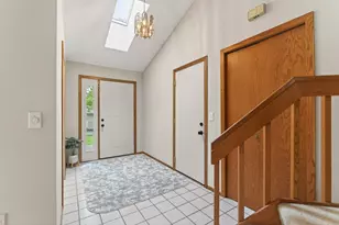 4301 Arrowhead Ct, Minnetonka, MN 55345 - Photo 5