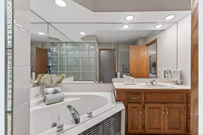 4301 Arrowhead Court, Minnetonka, MN 55345 - Photo 27