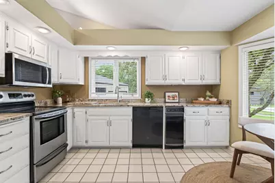 4301 Arrowhead Court, Minnetonka, MN 55345 - Photo 9