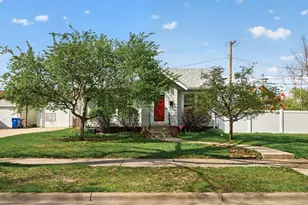 1105 California Ave W, Saint Paul, MN 55108 - Photo 1