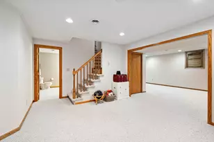 805 27th St SW, Austin, MN 55912 - Photo 43