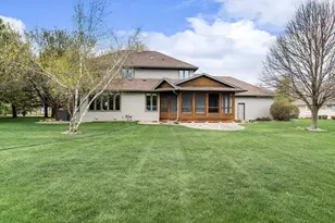 805 27th St SW, Austin, MN 55912 - Photo 59