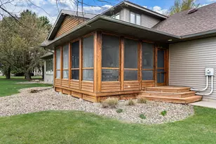805 27th St SW, Austin, MN 55912 - Photo 61