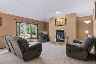 707 Hamline Avenue S, Saint Paul, MN 55116 - Photo 5