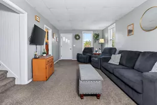 210 Powell Ave, Coleraine, MN 55722 - Photo 9