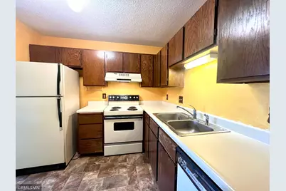 26 10th Street W #803, Saint Paul, MN 55102 - Photo 3