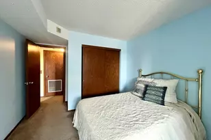 26 10th Street W, Saint Paul, MN 55102 - Photo 9