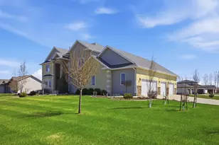 3413 50th St N, Reiles Acres, ND 58102 - Photo 5