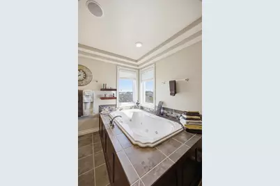 3413 50th Street N, Reiles Acres, ND 58102 - Photo 33