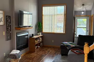 4126 Durham Ct, Eagan, MN 55122 - Photo 5