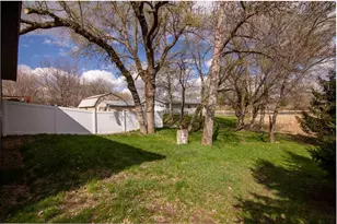 811 Roosevelt St, Alexandria, MN 56308 - Photo 7