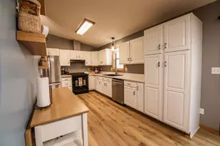811 Roosevelt St, Alexandria, MN 56308 - Photo 11
