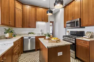 2614 Pleasant Ave, Minneapolis, MN 55408 - Photo 21
