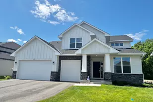 2704 Aspen Dr, Shakopee, MN 55379 - Photo 1