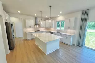 2704 Aspen Dr, Shakopee, MN 55379 - Photo 3