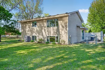 7505 Edgewood Drive, Mounds View, MN 55112 - Photo 33