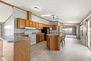 501 Cedar St, Milroy, MN 56263 - Photo 15