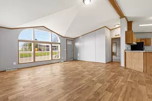501 Cedar St, Milroy, MN 56263 - Photo 17