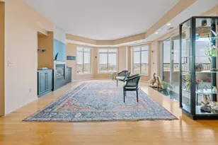 8301 Creekside Circle, Bloomington, MN 55437 - Photo 5