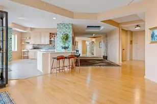 8301 Creekside Circle, Bloomington, MN 55437 - Photo 9