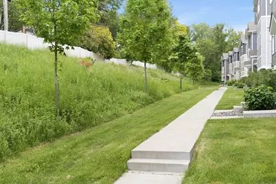 2864 Lexington Place N, Roseville, MN 55113 - Photo 5