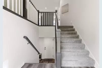 2864 Lexington Place N, Roseville, MN 55113 - Photo 9