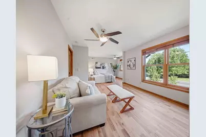 869 Mendakota Court, Mendota Heights, MN 55120 - Photo 31