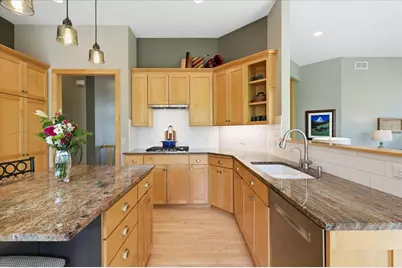9447 Woodridge Court, Savage, MN 55378 - Photo 15