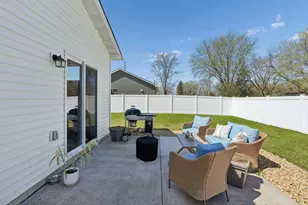 1305 Violet St, New Richmond, WI 54017 - Photo 19