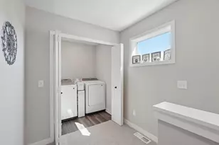 1305 Violet St, New Richmond, WI 54017 - Photo 17