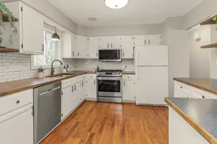 1661 Hilo Ave N, Oakdale, MN 55128 - Photo 7