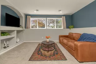 1661 Hilo Ave N, Oakdale, MN 55128 - Photo 19