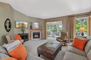 1867 Merlot Curve, Eagan, MN 55122 - Photo 3