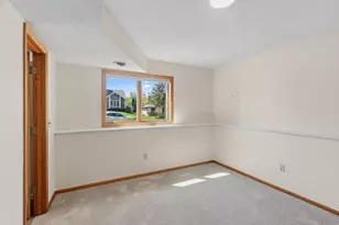 699 Calvin Ct, Eagan, MN 55123 - Photo 19