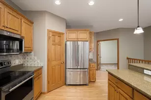 20588 Kearney Path, Lakeville, MN 55044 - Photo 15