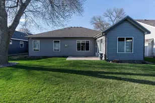 28 Waterford Ln, Waite Park, MN 56387 - Photo 7