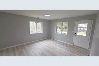101 E 45th Street, Hibbing, MN 55746 - Photo 3